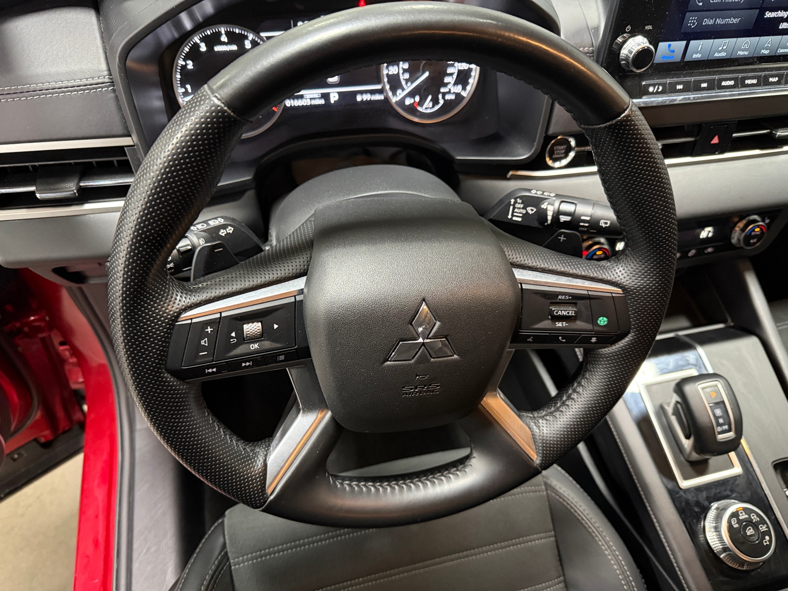 Thumbnail: 2024 Mitsubishi Outlander - 5