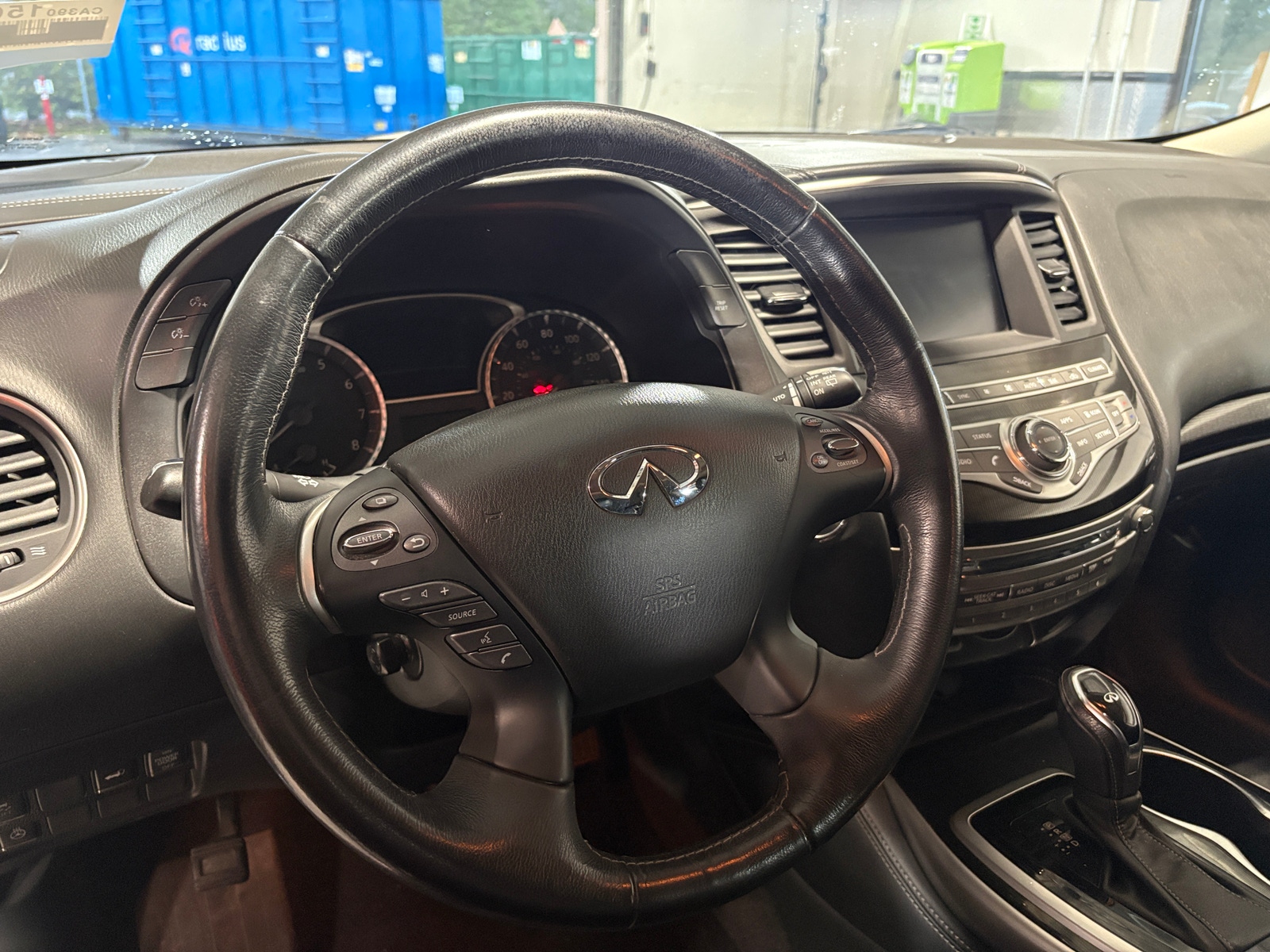 Thumbnail: 2017 INFINITI QX60 - 4