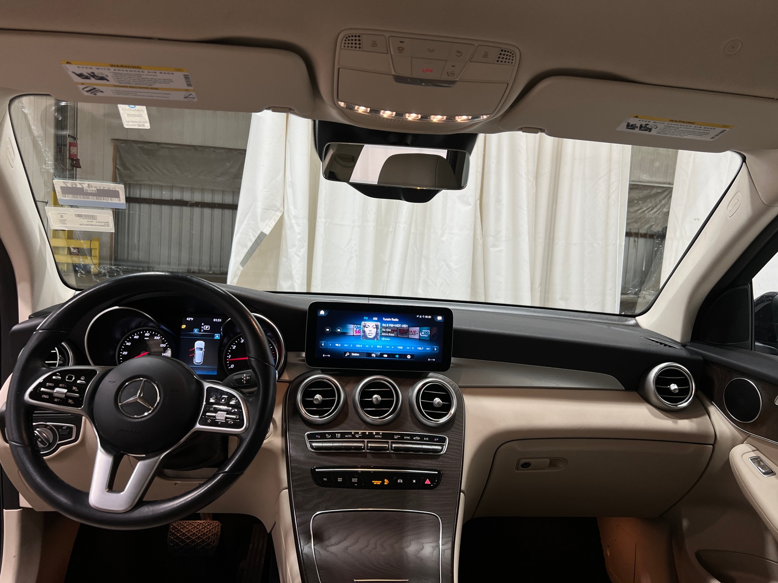 Thumbnail: 2021 Mercedes-Benz GLC - 2