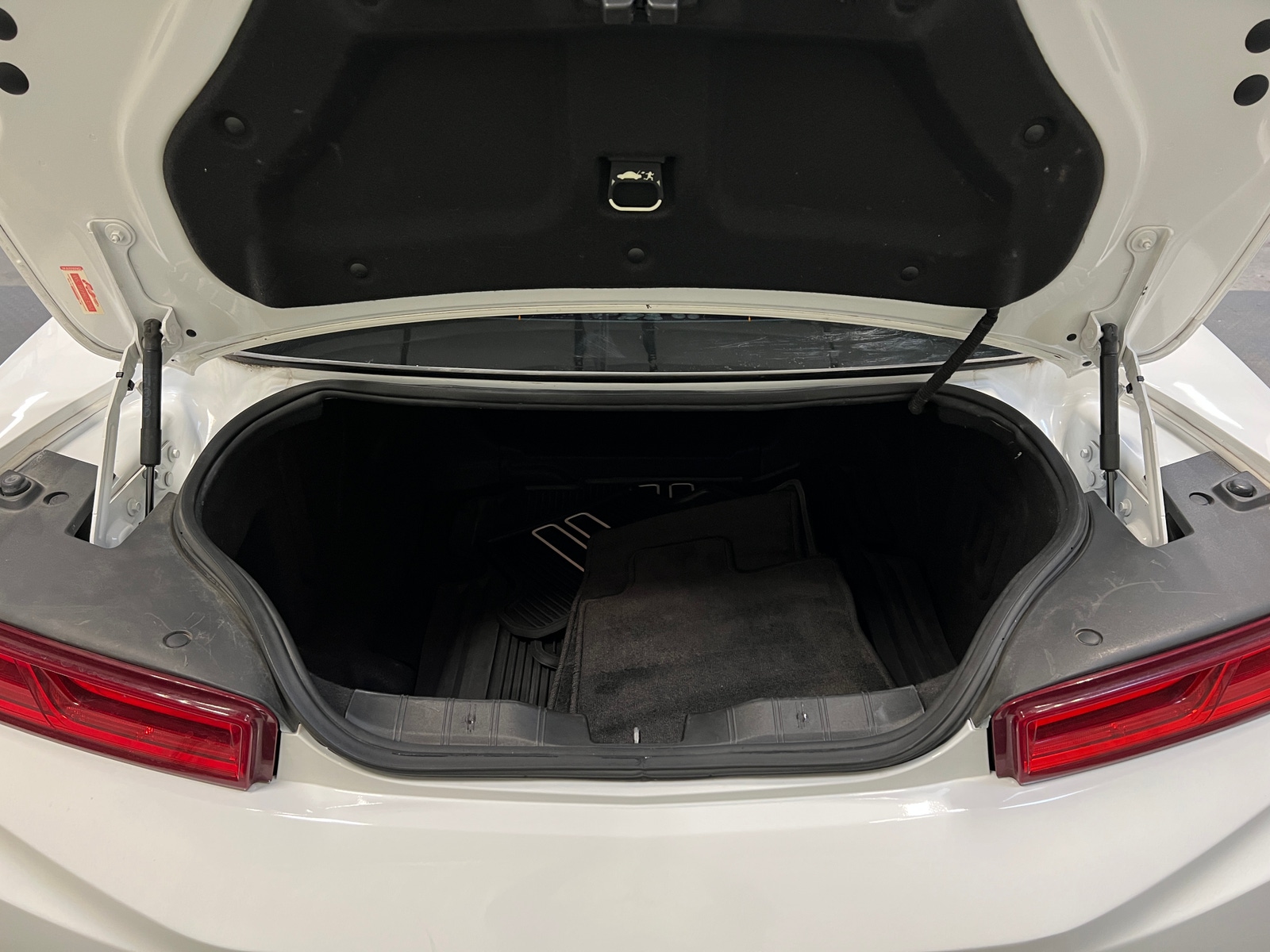 Thumbnail: 2017 Chevrolet Camaro - 7