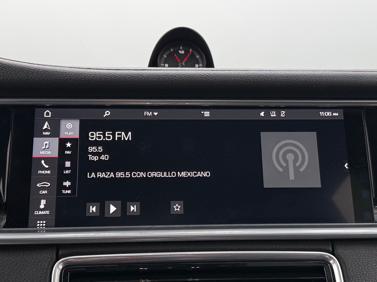 Thumbnail: 2019 Porsche Panamera - 3