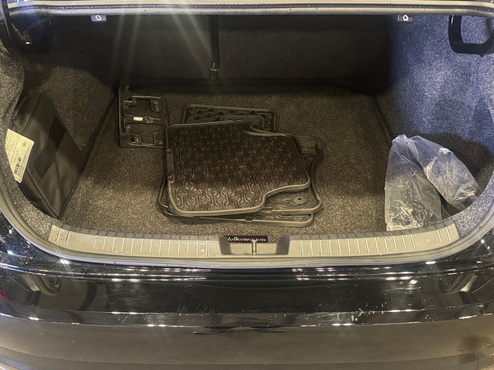 Thumbnail: 2021 Volkswagen Jetta - 7