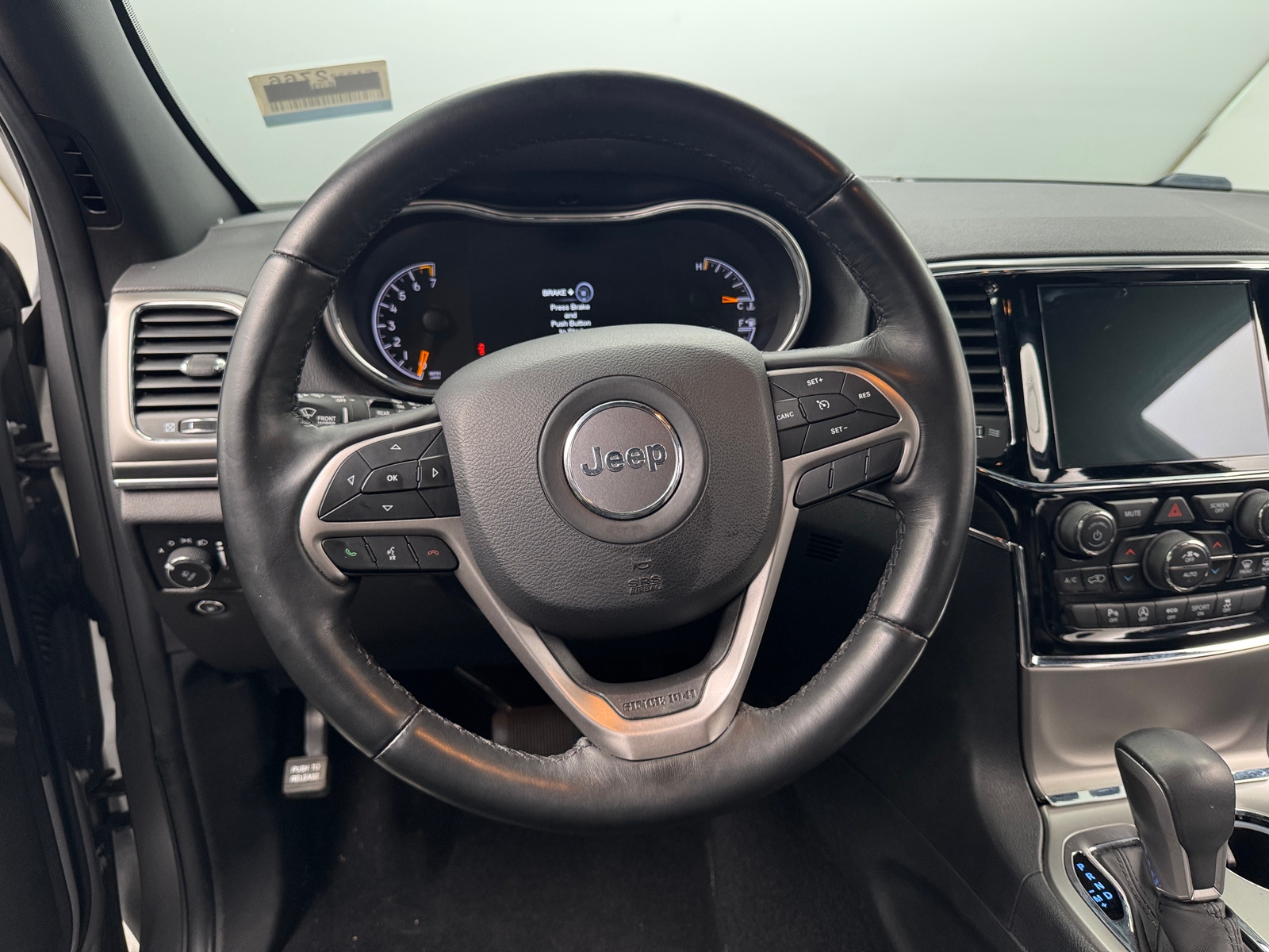 Thumbnail: 2019 Jeep Grand Cherokee - 4