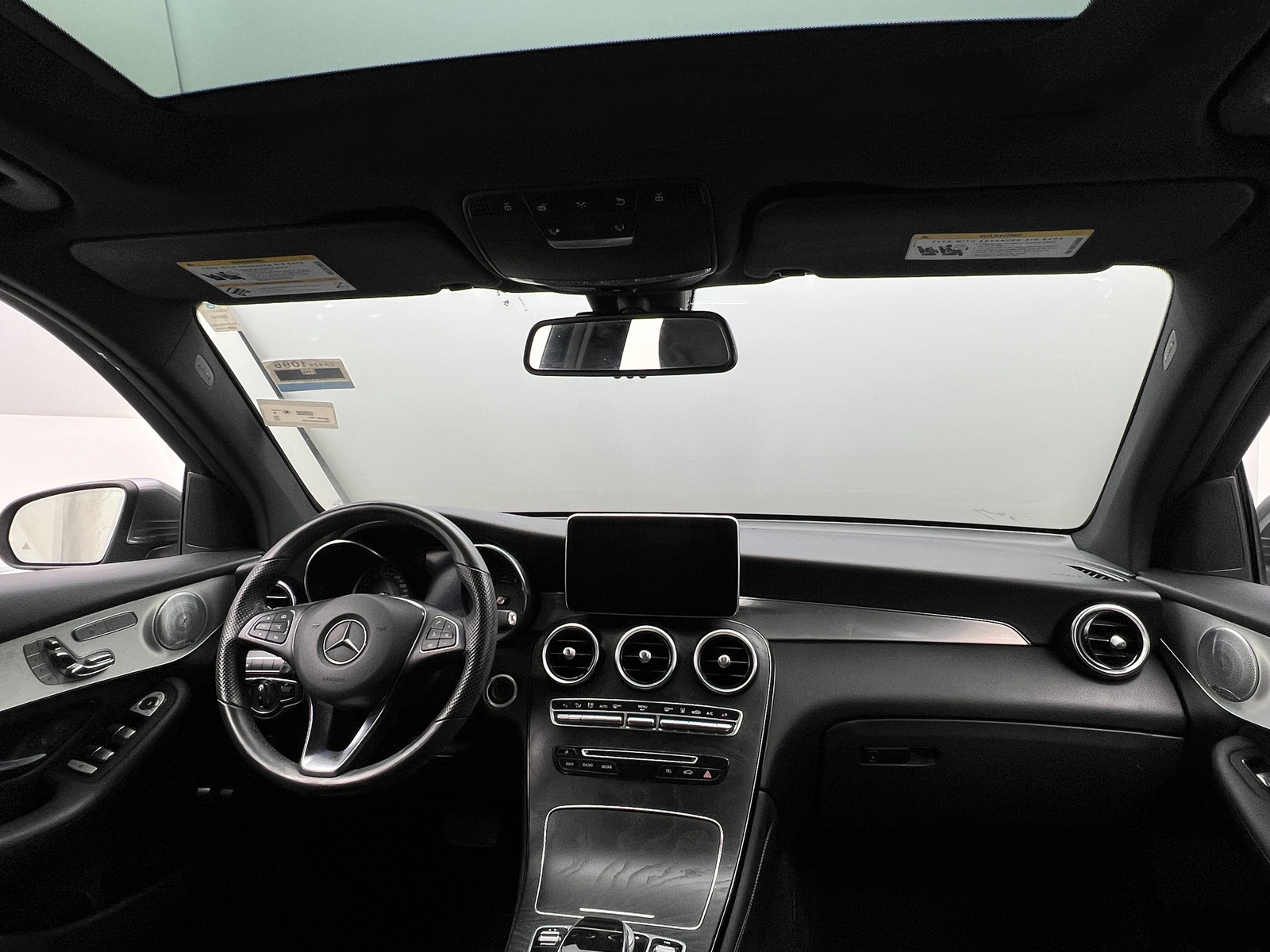 Thumbnail: 2019 Mercedes-Benz GLC - 2