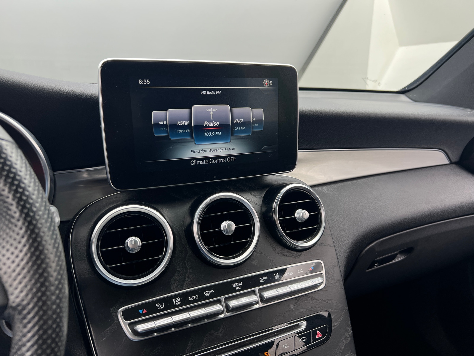 Thumbnail: 2019 Mercedes-Benz GLC - 3