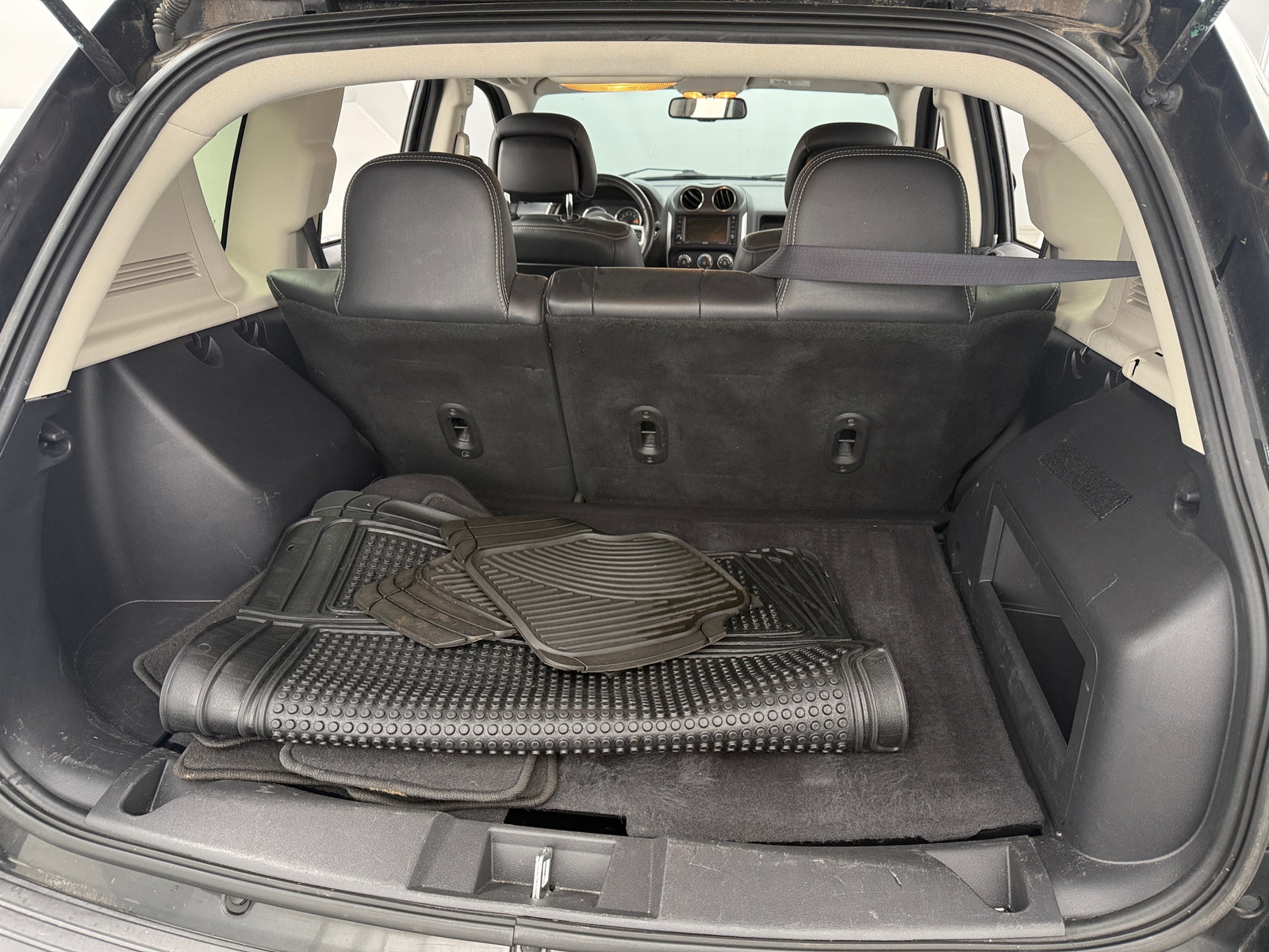 Thumbnail: 2017 Jeep Compass - 6