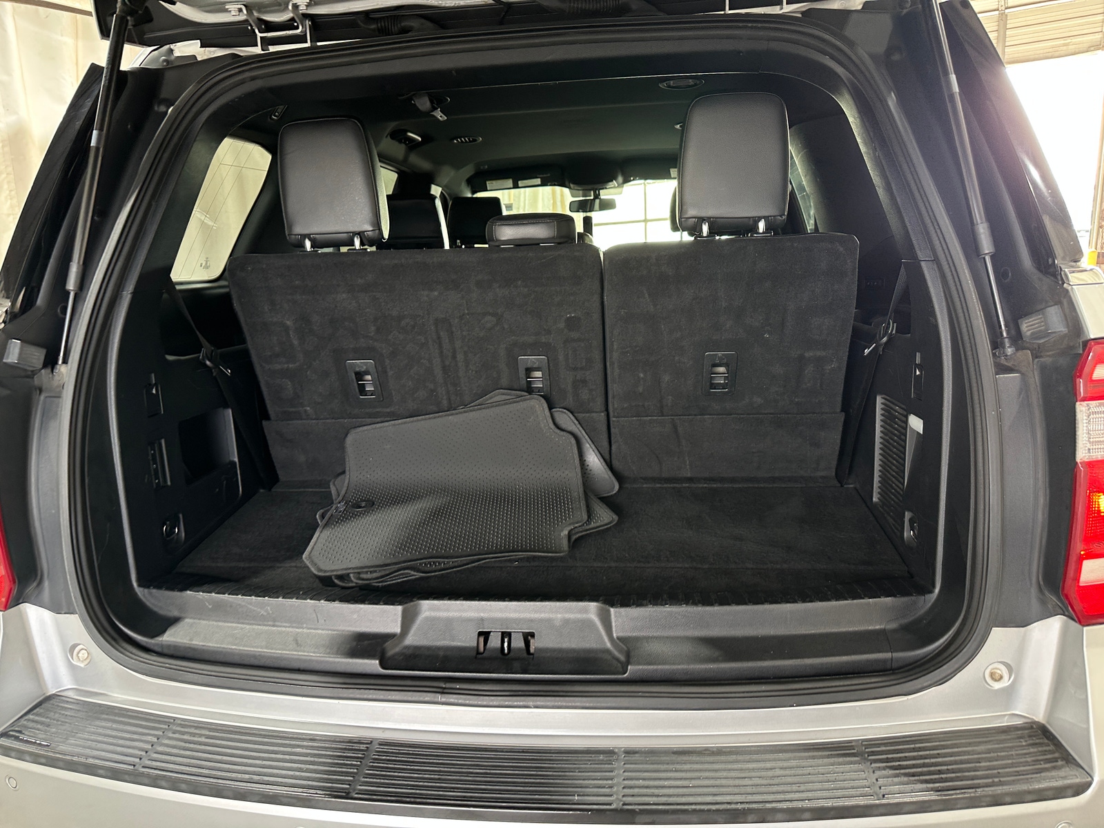 Thumbnail: 2019 Ford Expedition - 6