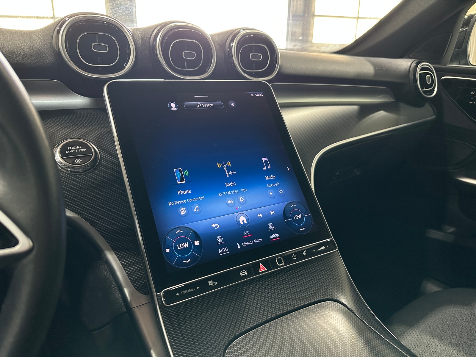 Thumbnail: 2024 Mercedes-Benz C-Class - 3