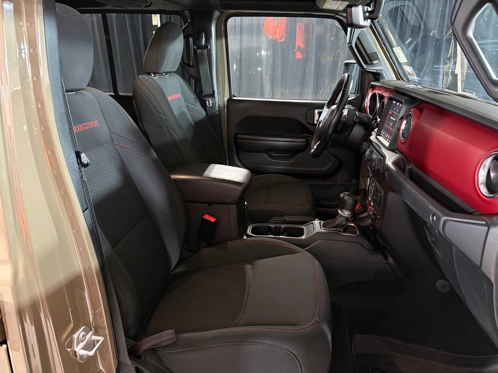 Thumbnail: 2020 Jeep Gladiator - 2