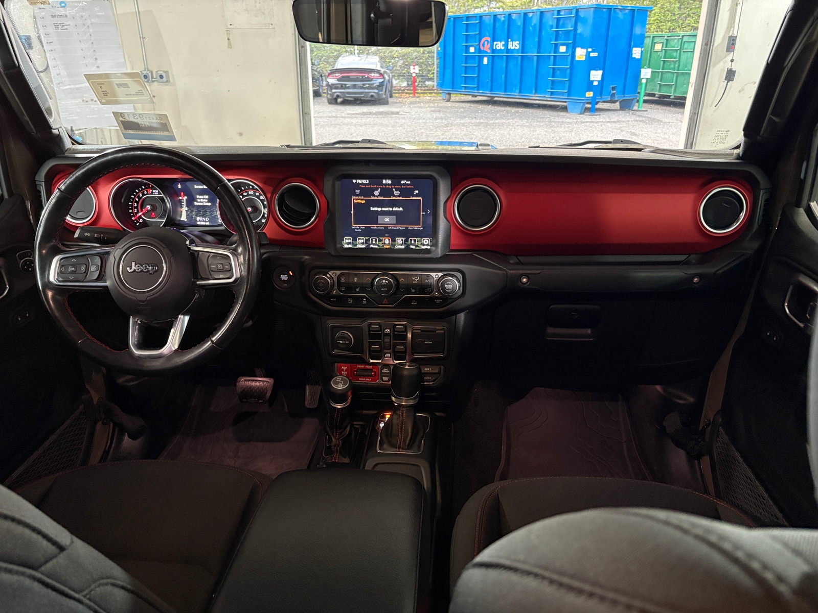 Thumbnail: 2020 Jeep Gladiator - 3