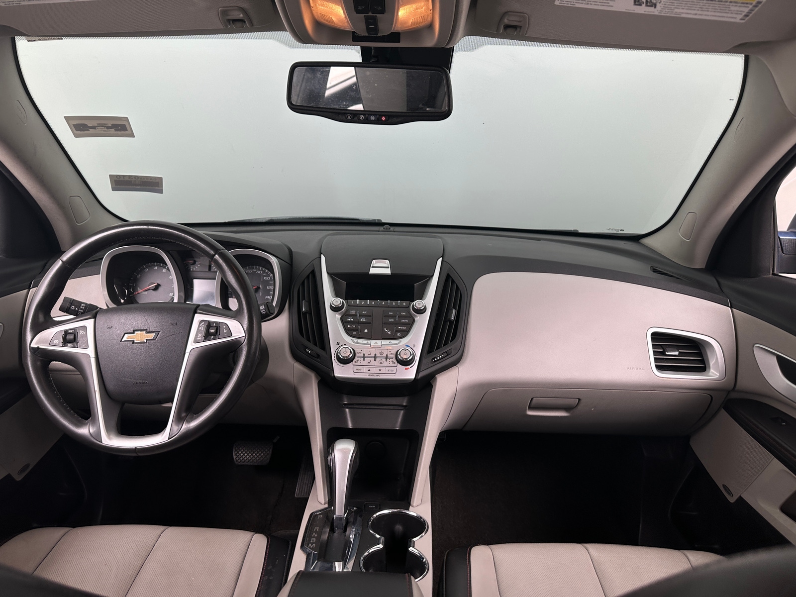 Thumbnail: 2010 Chevrolet Equinox - 3