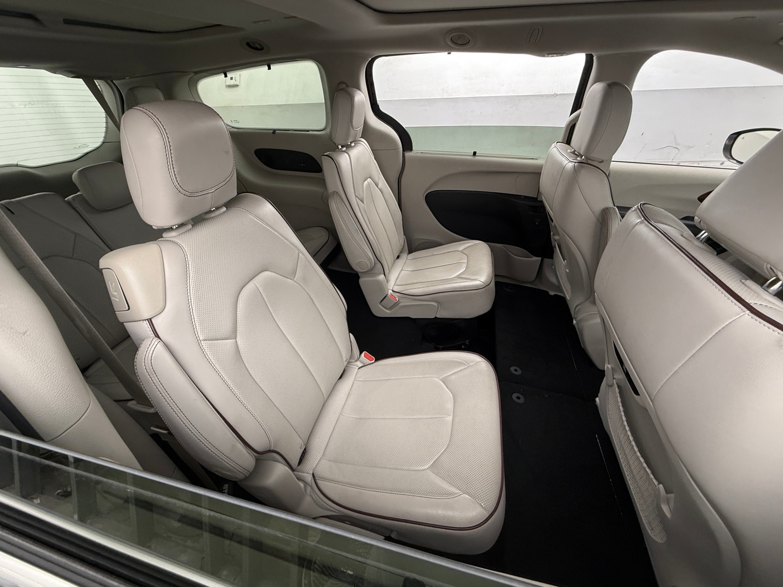 Thumbnail: 2019 Chrysler Pacifica - 5