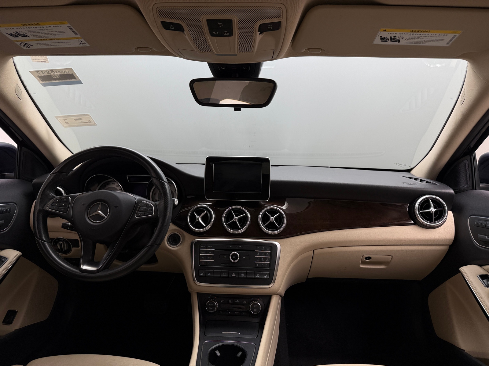 Thumbnail: 2017 Mercedes-Benz GLA - 2