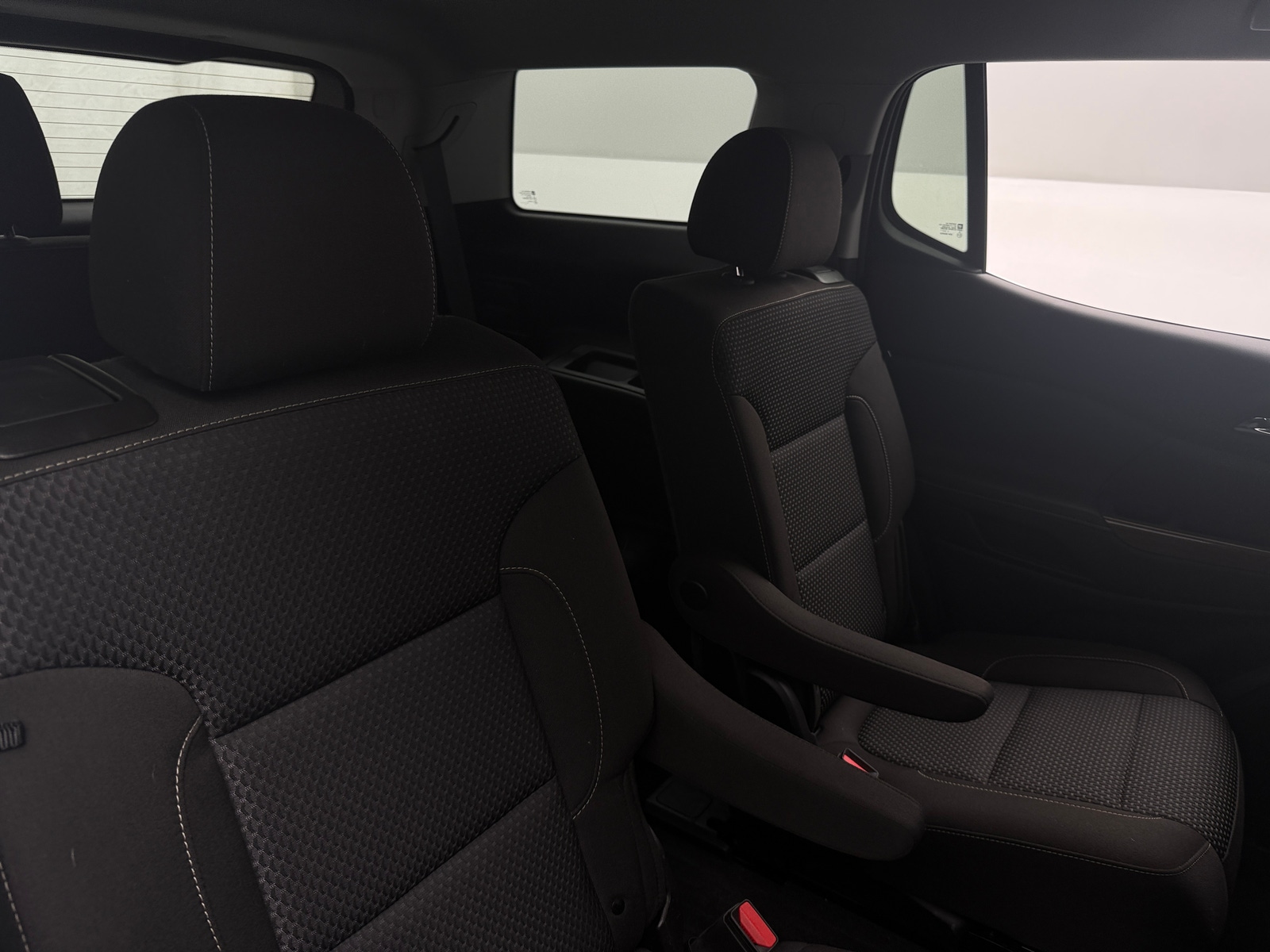 Thumbnail: 2023 GMC Acadia - 6