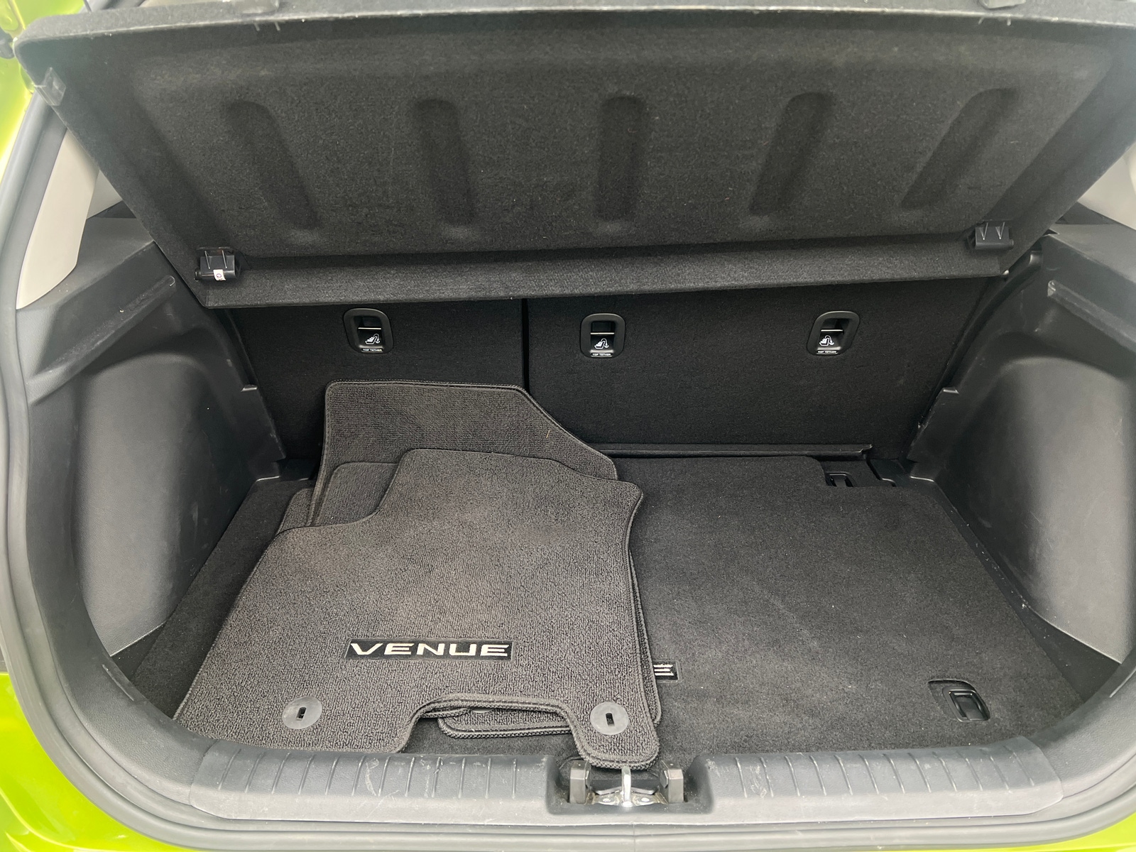 Thumbnail: 2023 Hyundai Venue - 7