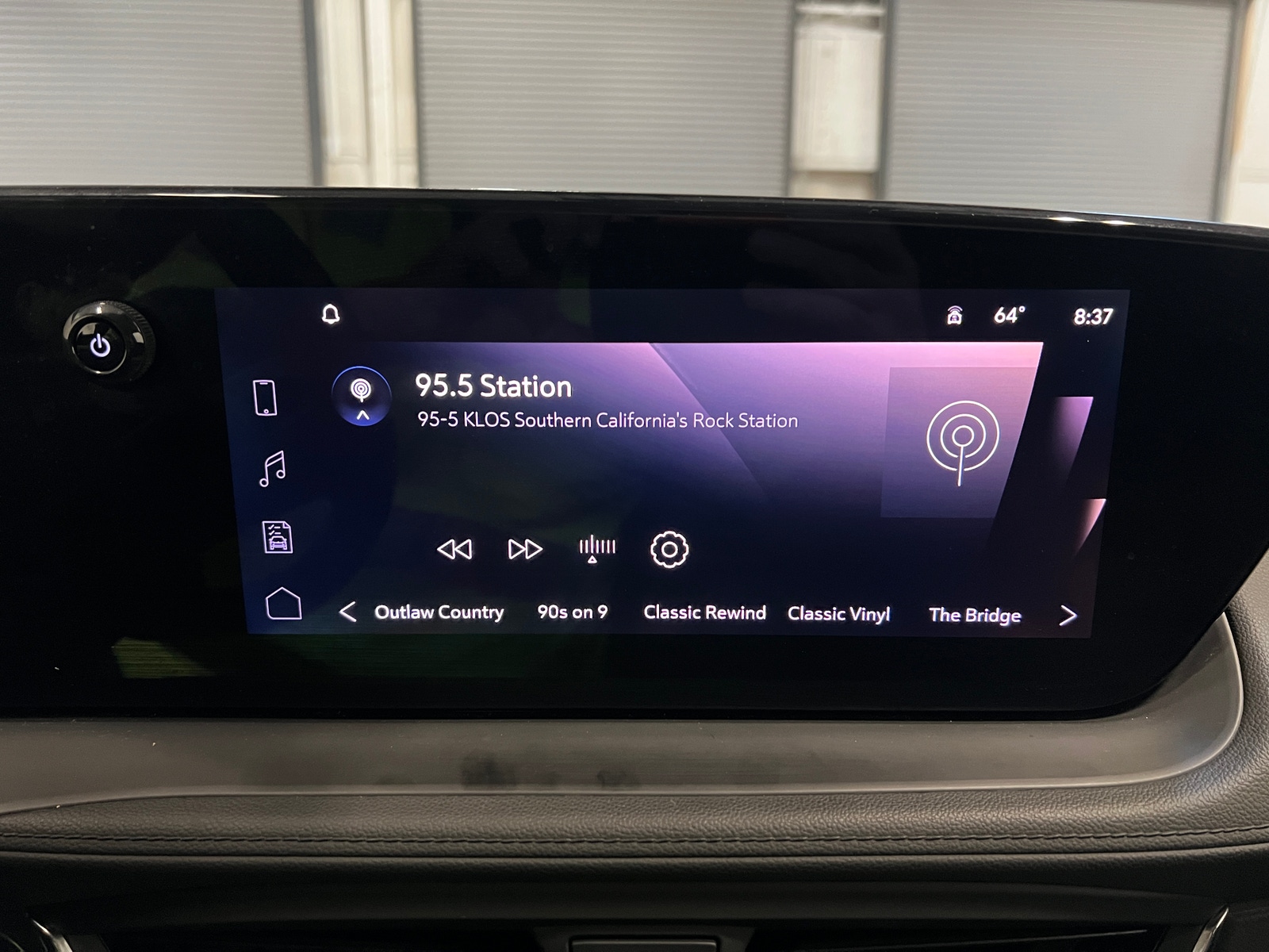 Thumbnail: 2025 Buick Encore GX - 3