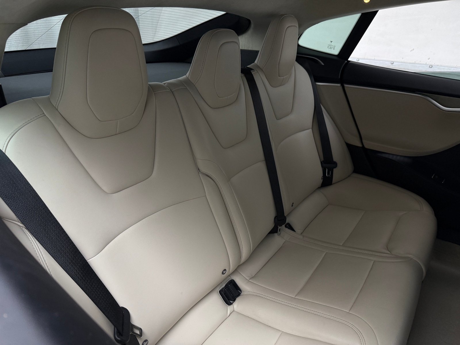 Thumbnail: 2017 Tesla Model S - 5