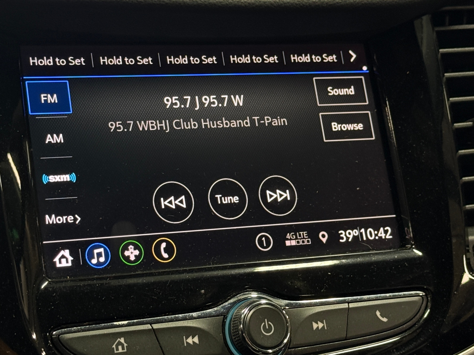 Thumbnail: 2020 Chevrolet Trax - 4