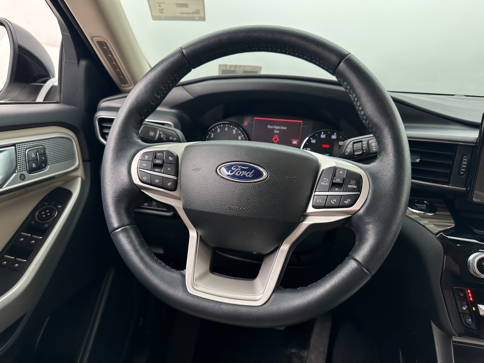 Thumbnail: 2022 Ford Explorer - 4