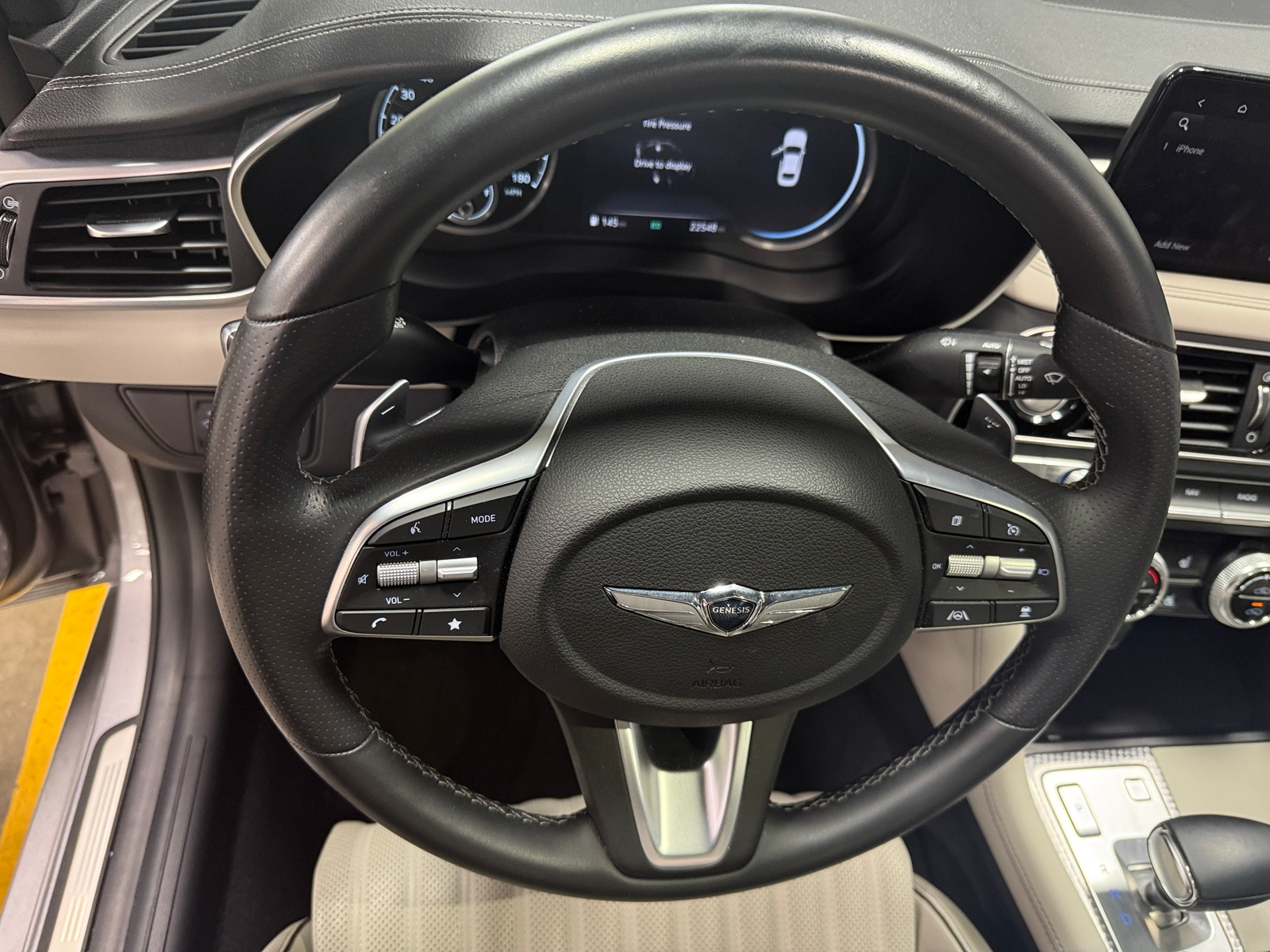 Thumbnail: 2023 Genesis G70 - 4