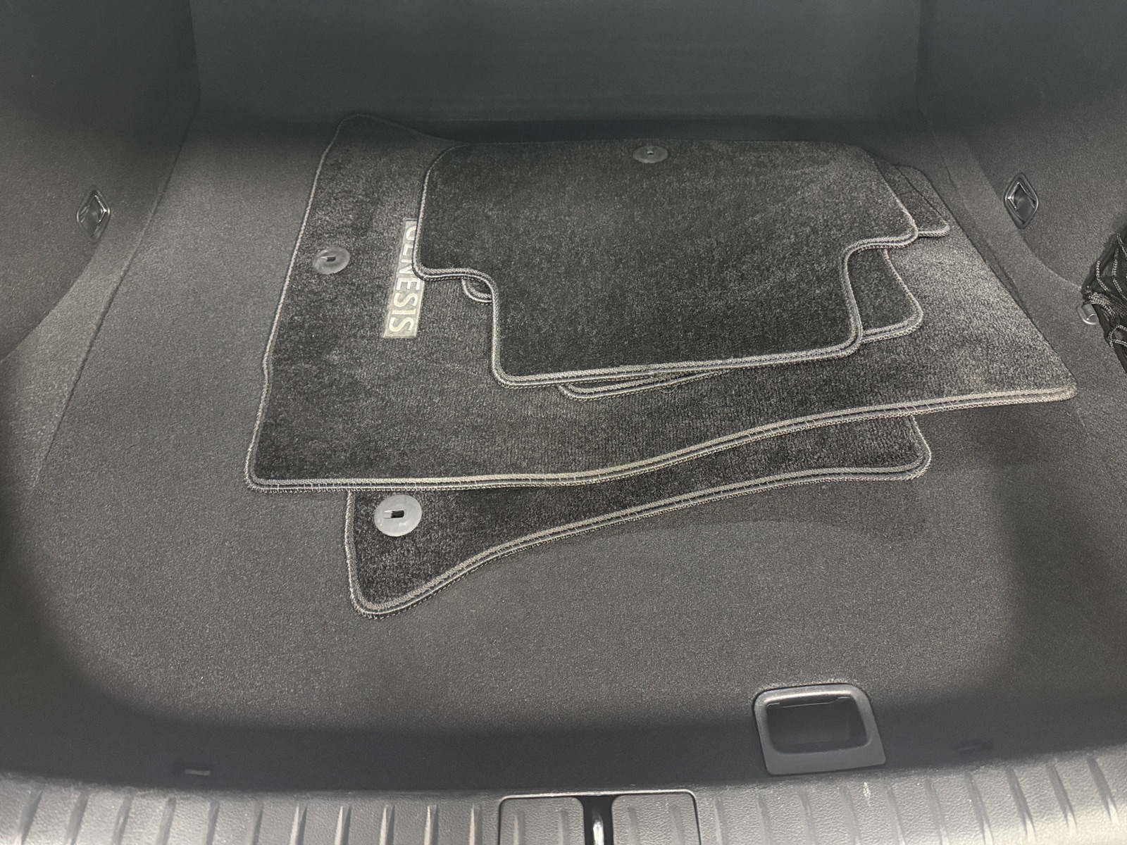 Thumbnail: 2023 Genesis G70 - 6