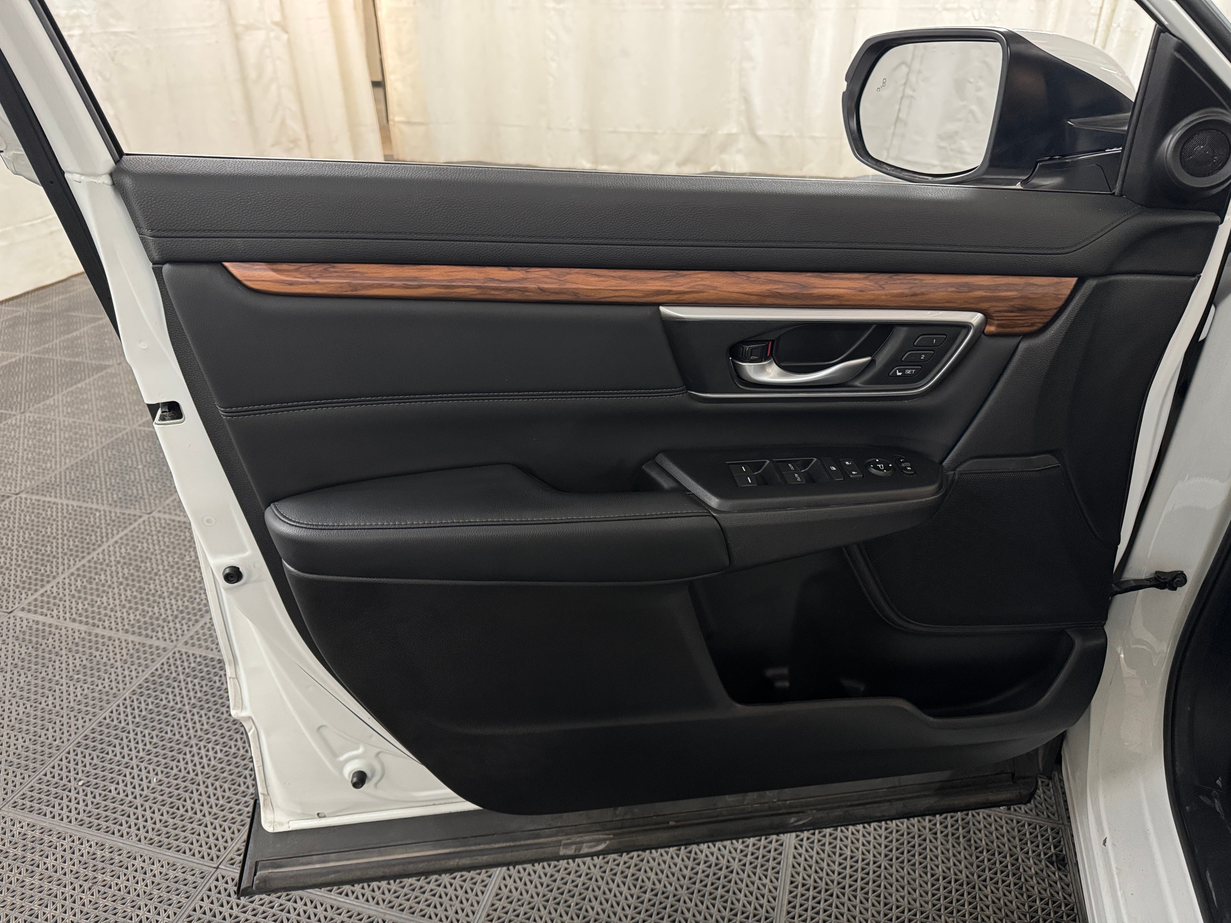 Image of 2021 Honda CR-V Hybrid EX-L