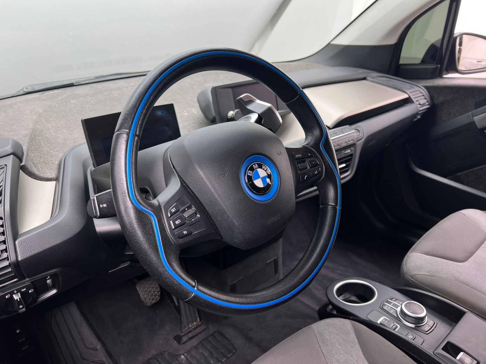 Thumbnail: 2019 BMW i3 - 5