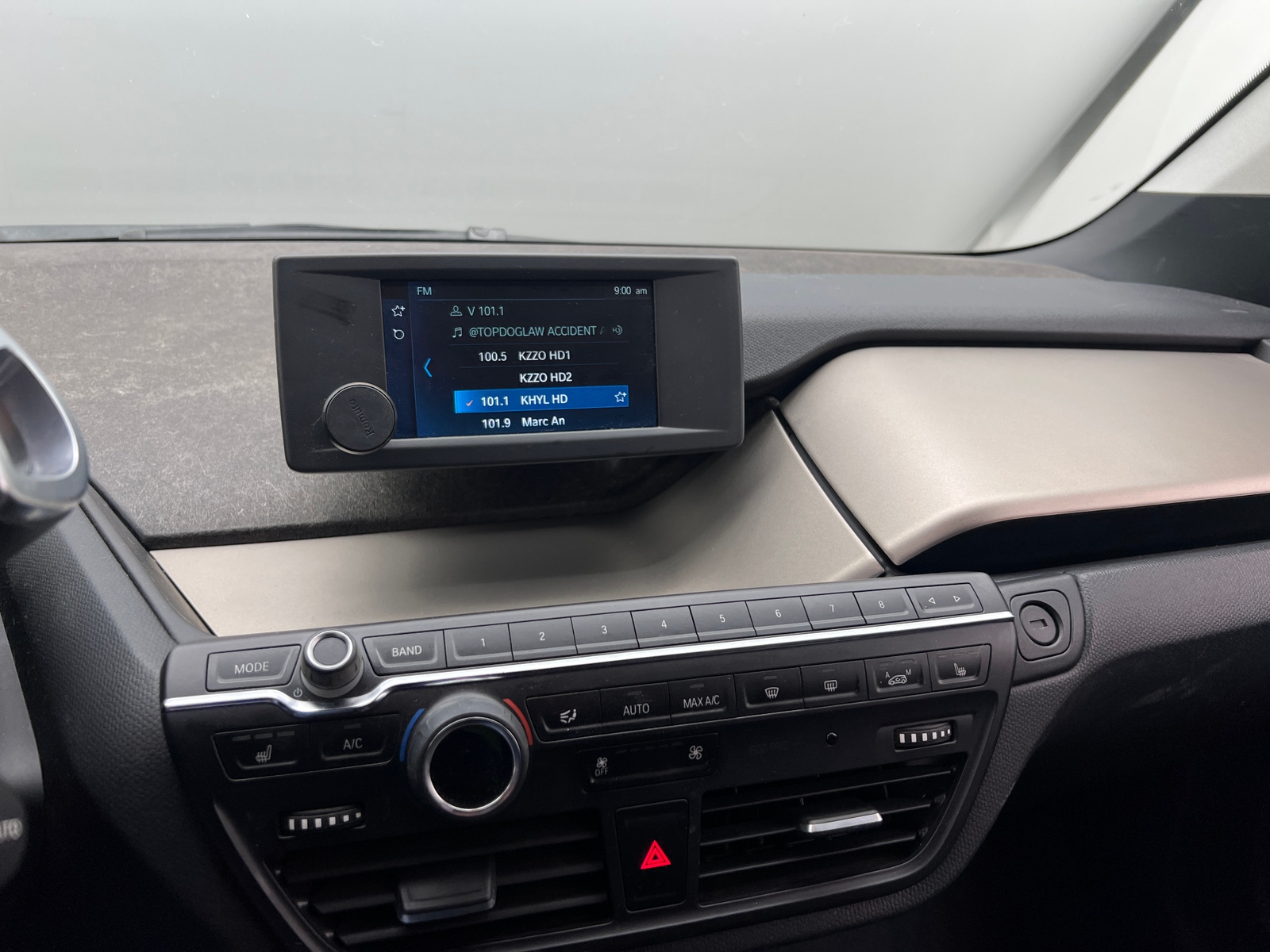 Thumbnail: 2019 BMW i3 - 4