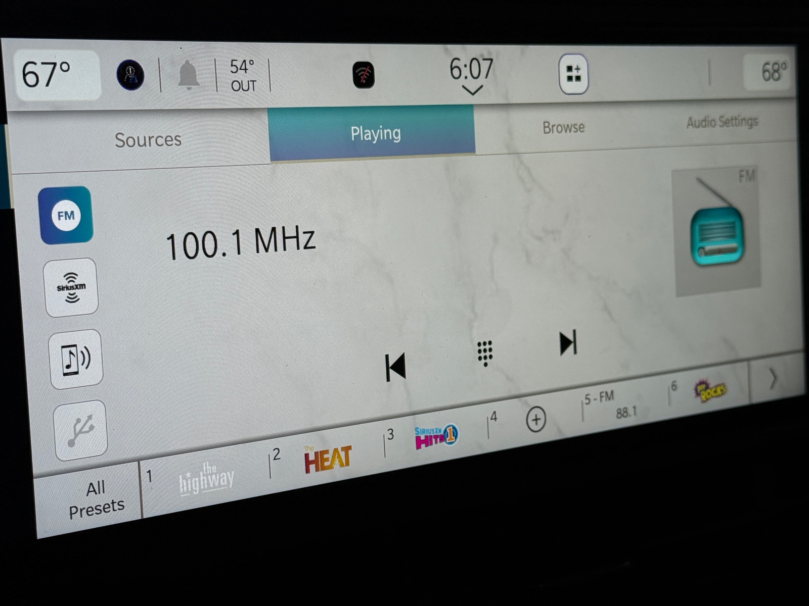 Thumbnail: 2024 Jeep Gladiator - 4