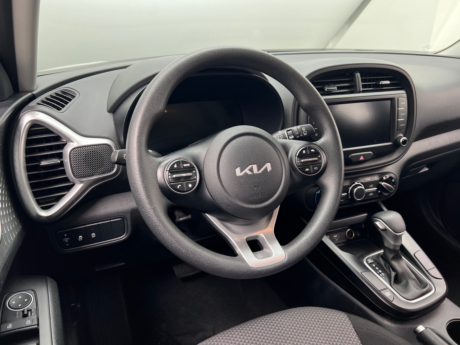 Thumbnail: 2024 Kia Soul - 5