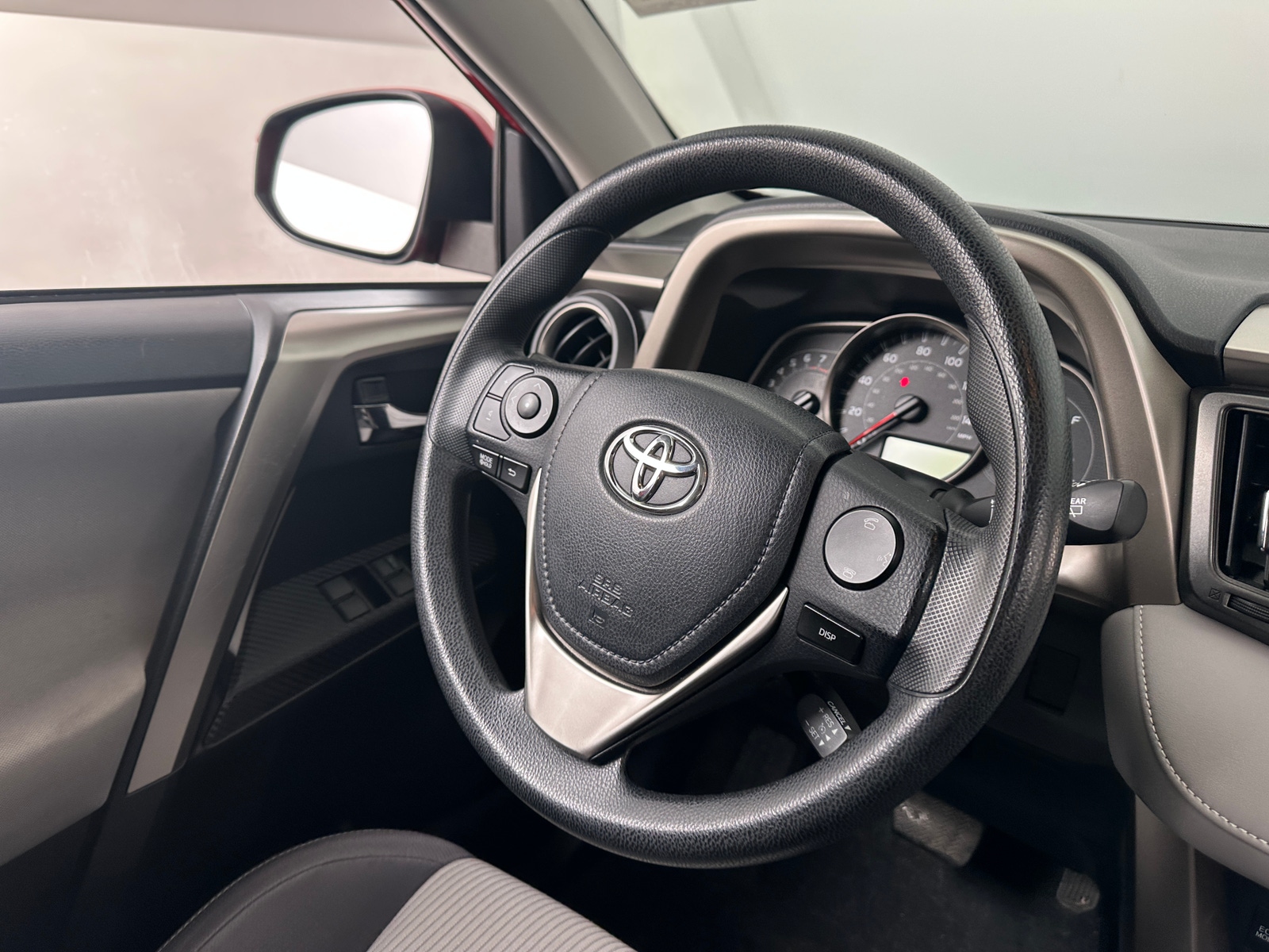 Thumbnail: 2015 Toyota RAV4 - 5