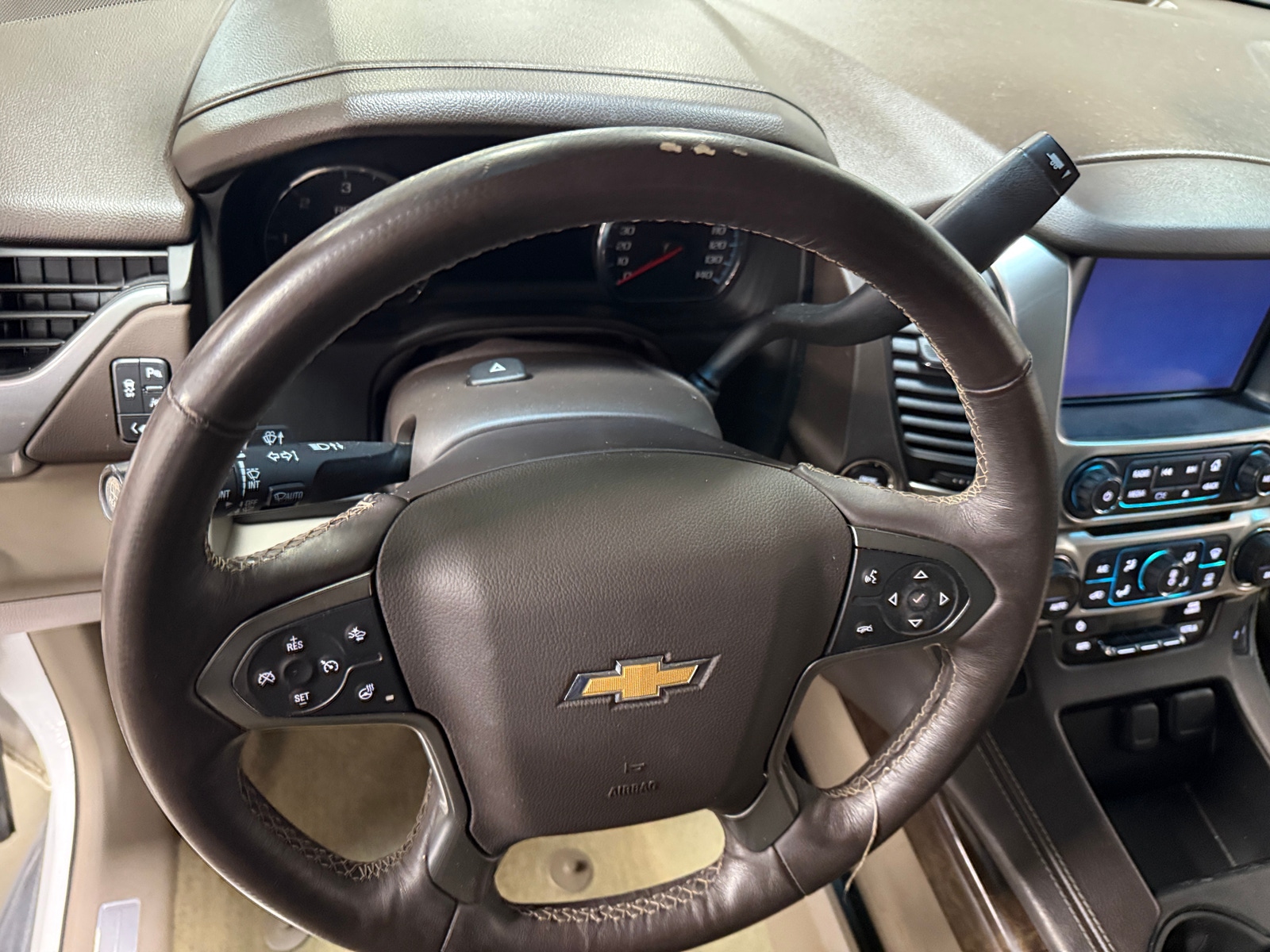 Thumbnail: 2017 Chevrolet Tahoe - 4