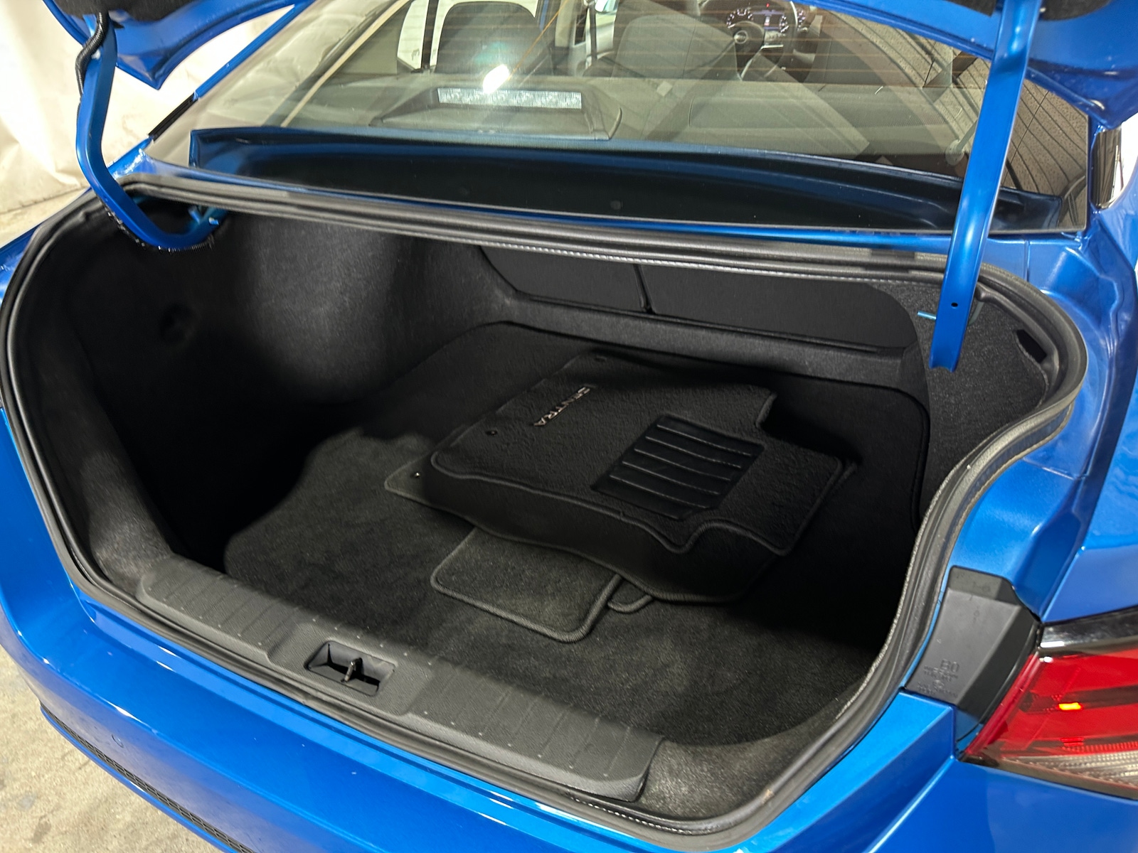 Thumbnail: 2025 Nissan Sentra - 7