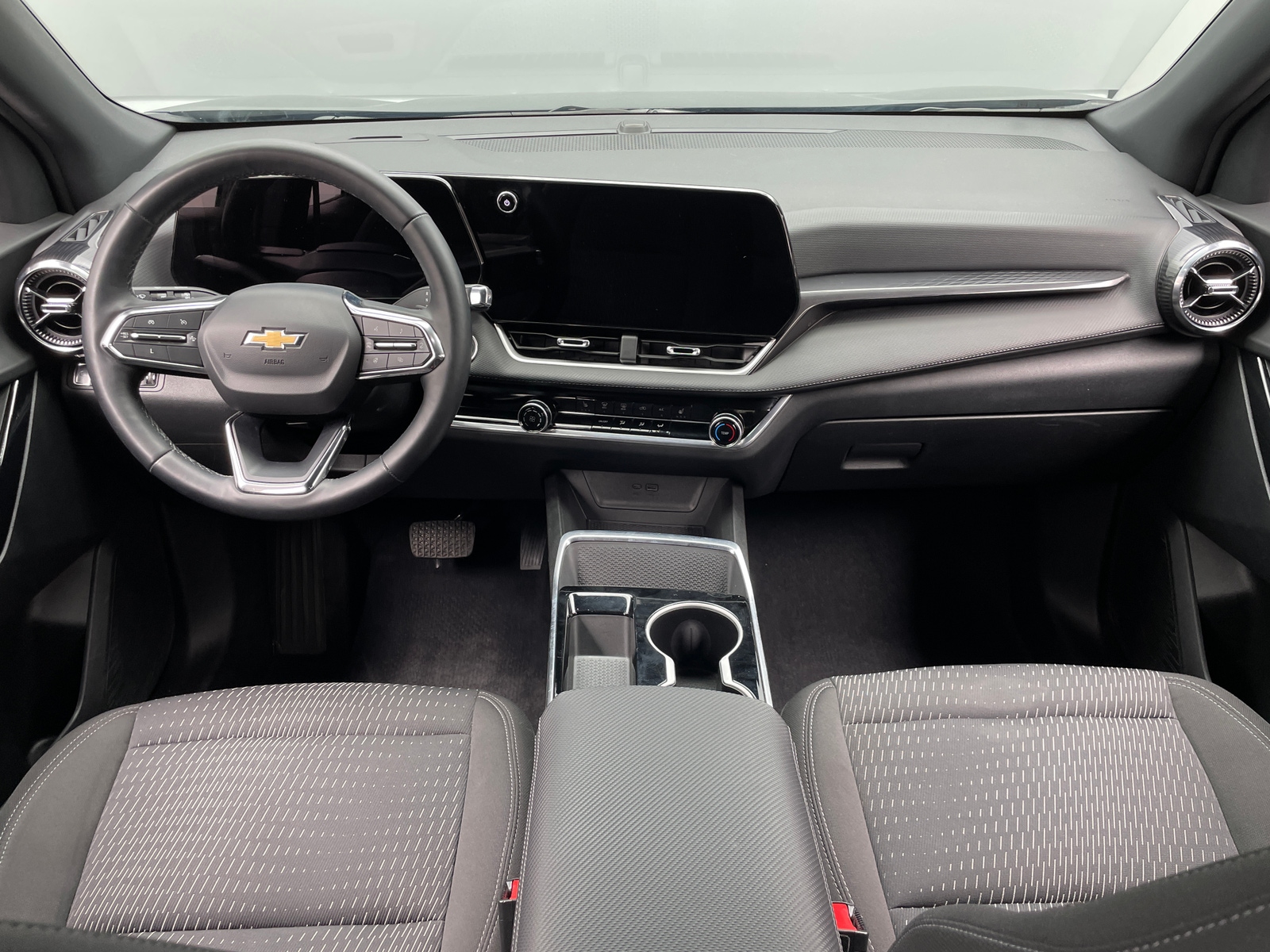 Thumbnail: 2025 Chevrolet Equinox - 3