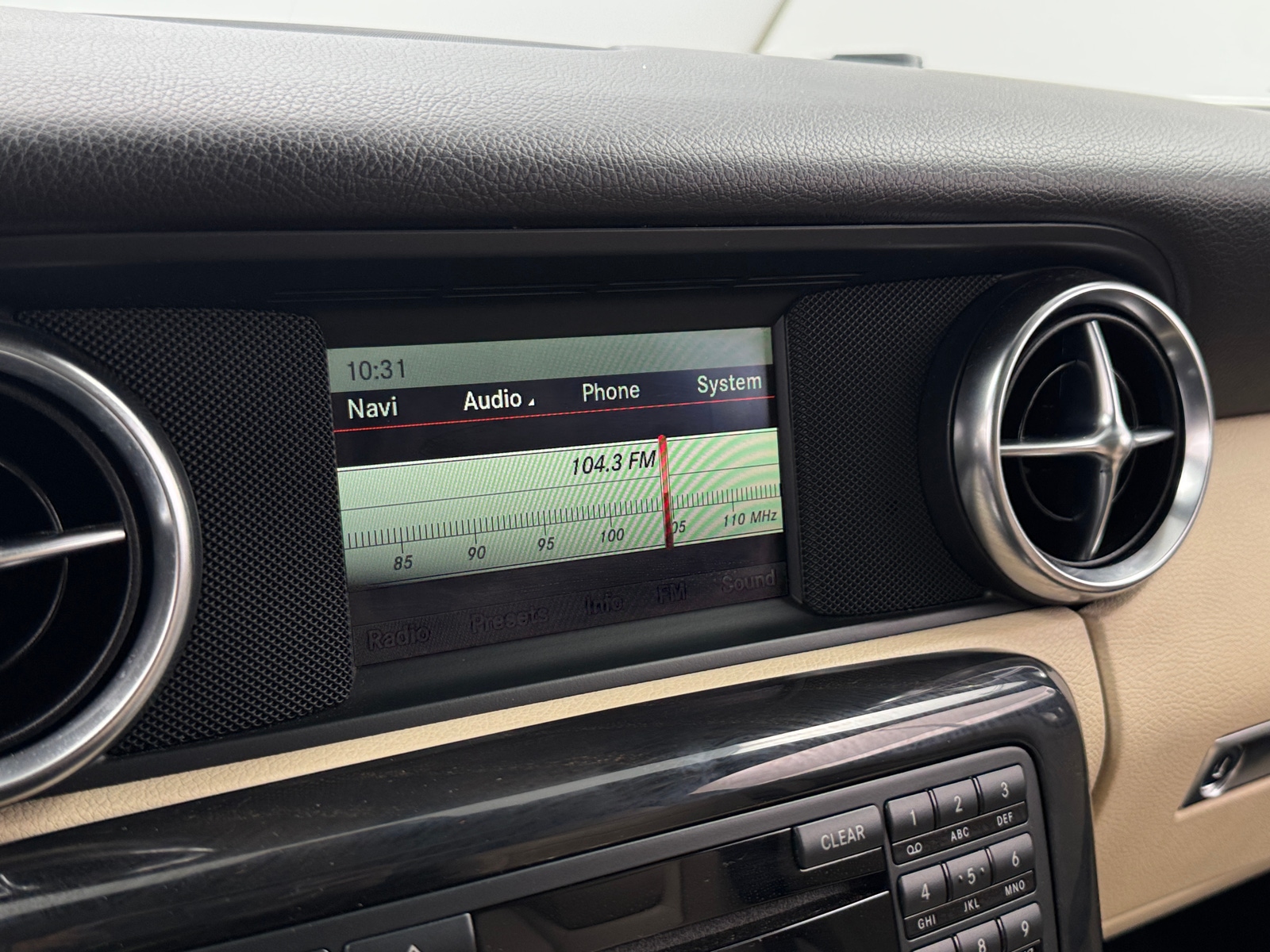 Thumbnail: 2015 Mercedes-Benz SLK - 3