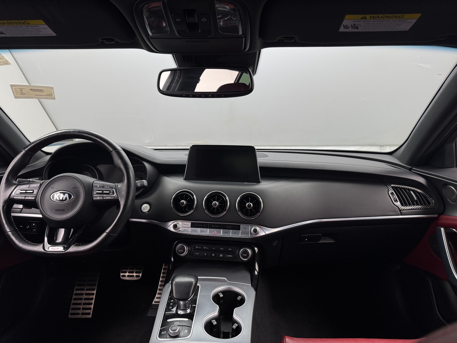 Thumbnail: 2018 Kia Stinger - 2