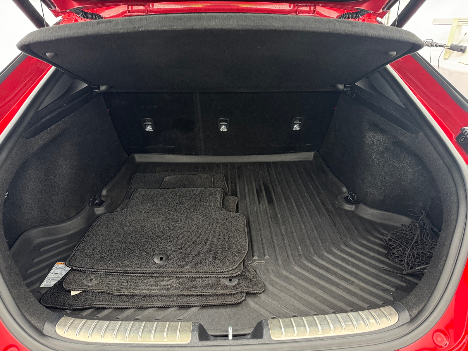 Thumbnail: 2018 Kia Stinger - 6