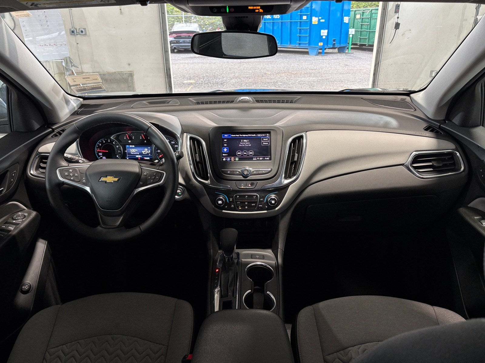 Thumbnail: 2023 Chevrolet Equinox - 3