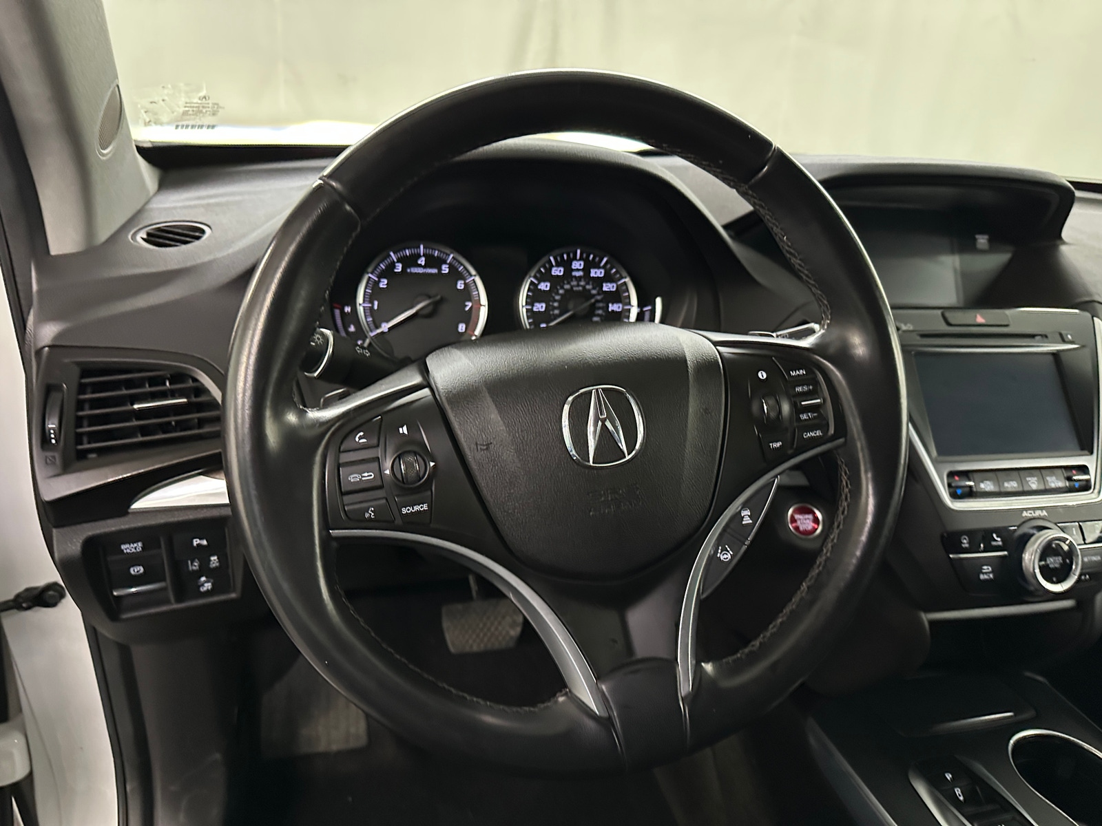 Thumbnail: 2020 Acura MDX - 4