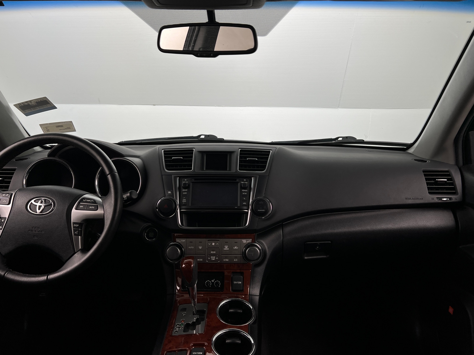 Thumbnail: 2013 Toyota Highlander - 2