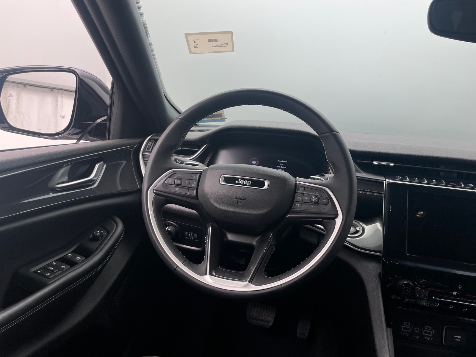 Thumbnail: 2023 Jeep Grand Cherokee L - 4