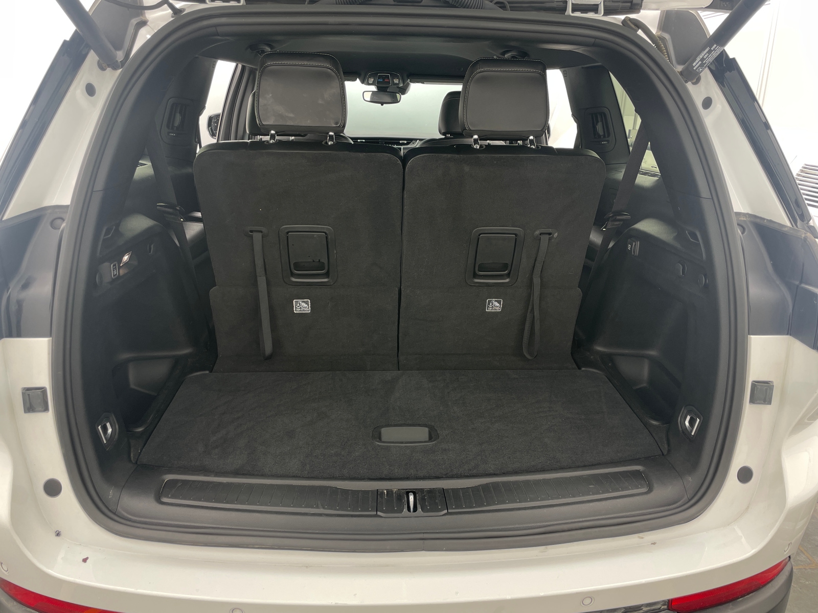 Thumbnail: 2023 Jeep Grand Cherokee L - 6