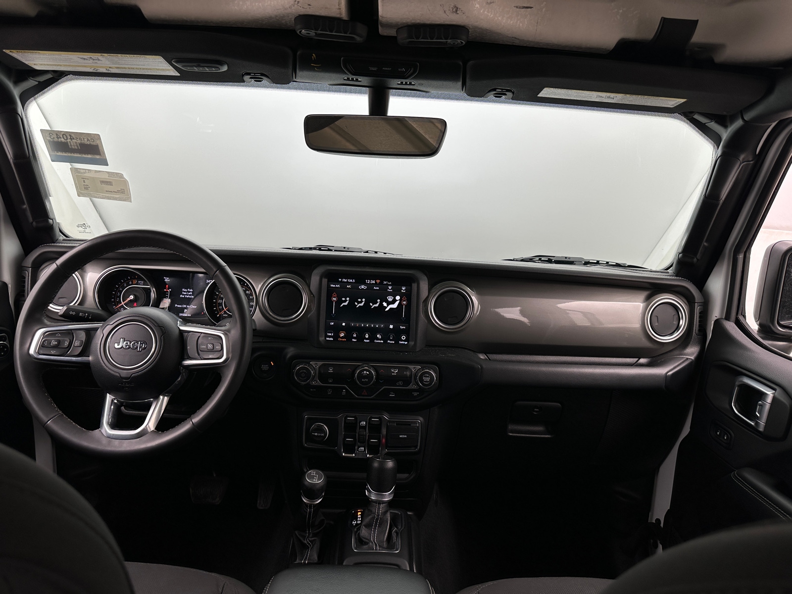 Thumbnail: 2023 Jeep Gladiator - 3