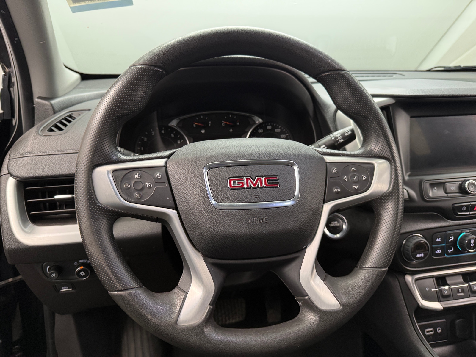 Thumbnail: 2022 GMC Terrain - 5