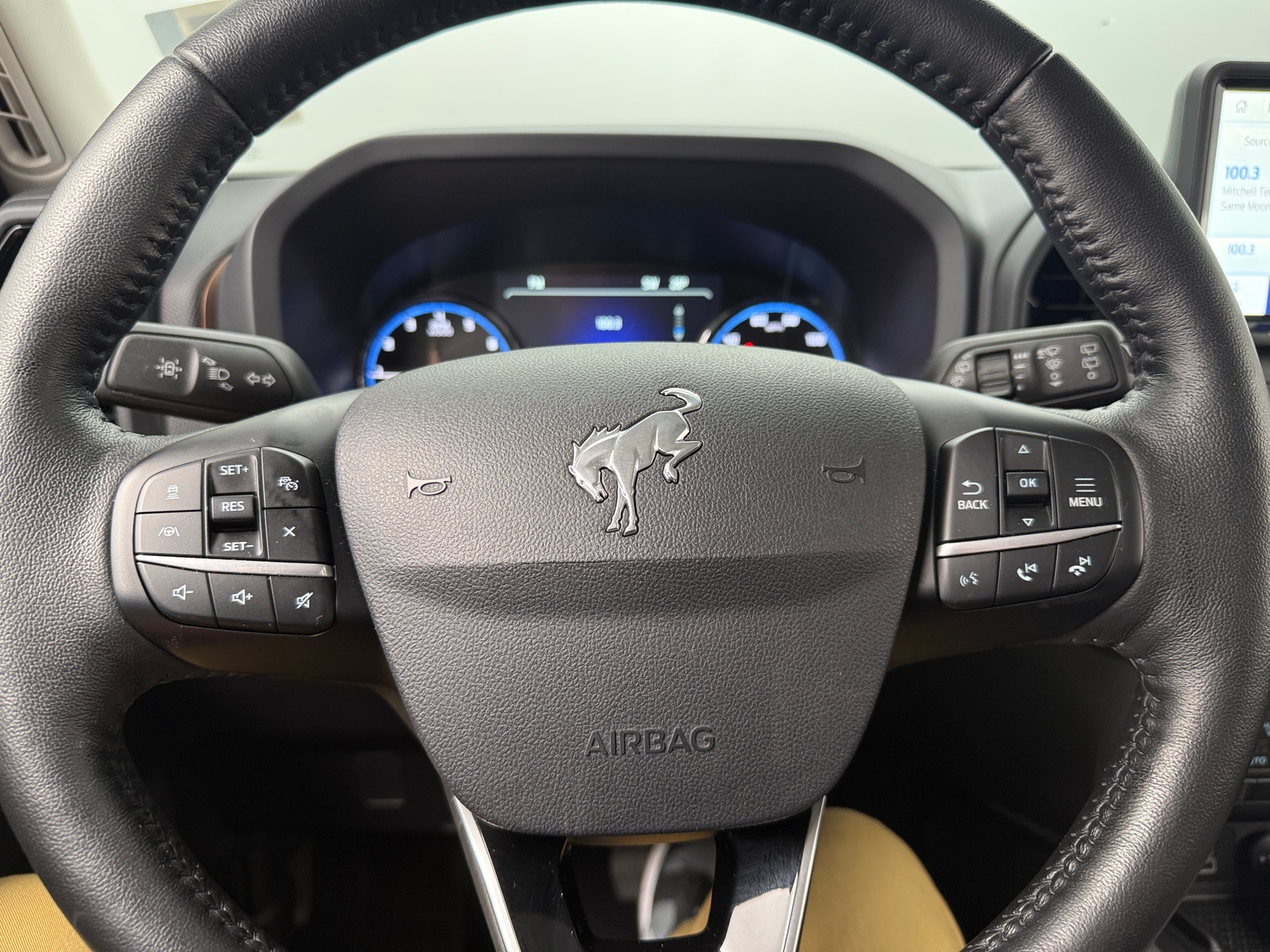 Thumbnail: 2023 Ford Bronco Sport - 4