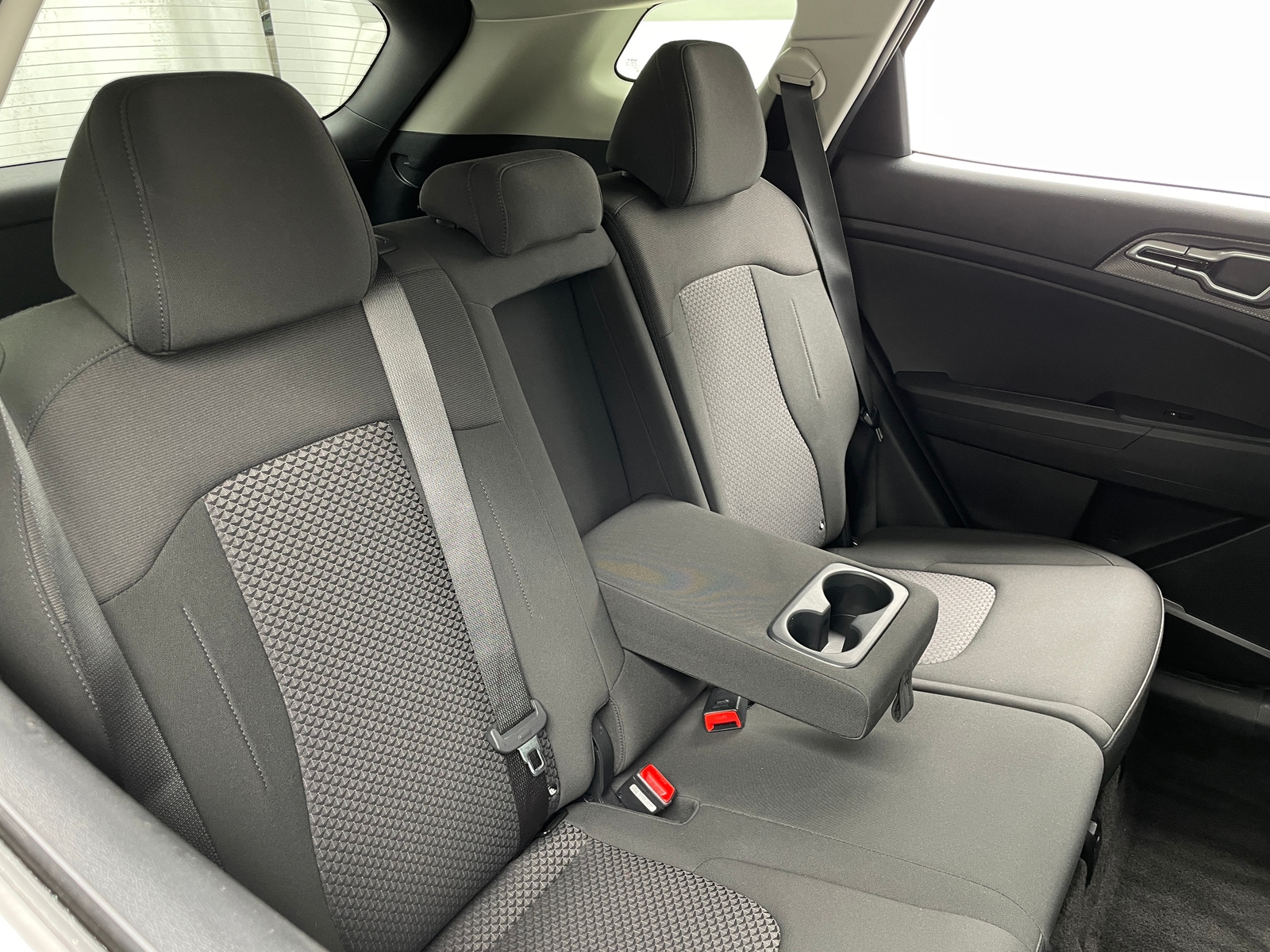 Thumbnail: 2025 Kia Sportage - 6