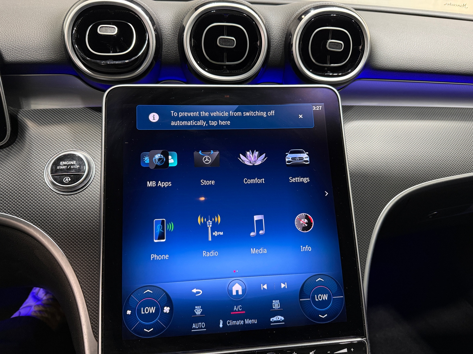 Thumbnail: 2024 Mercedes-Benz C-Class - 3