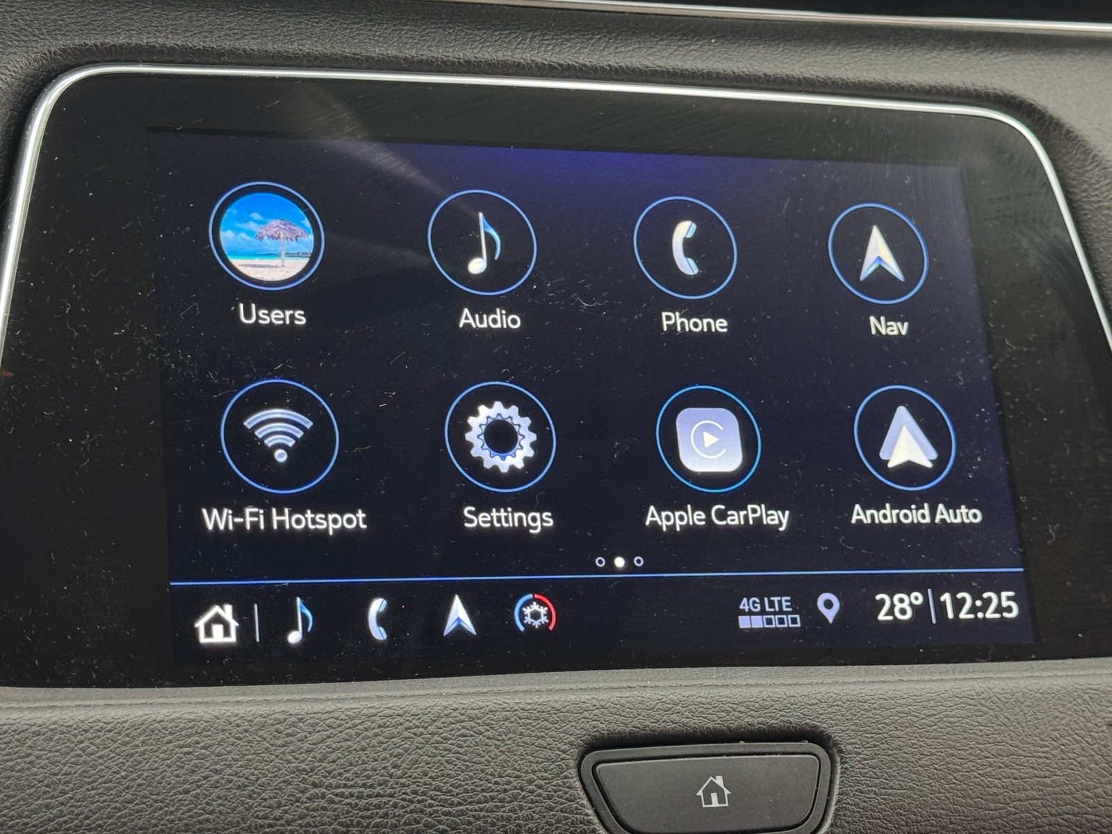 Thumbnail: 2019 Cadillac XT4 - 3