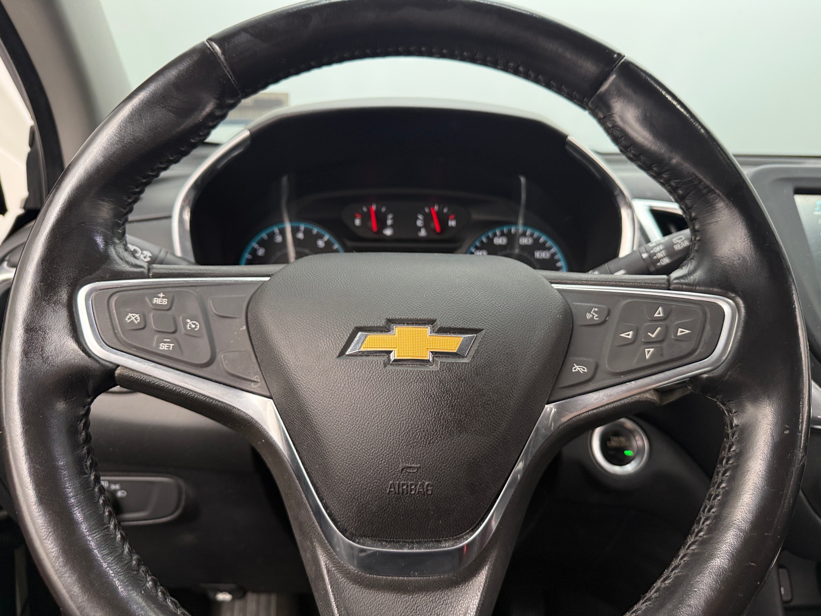 Thumbnail: 2018 Chevrolet Equinox - 5