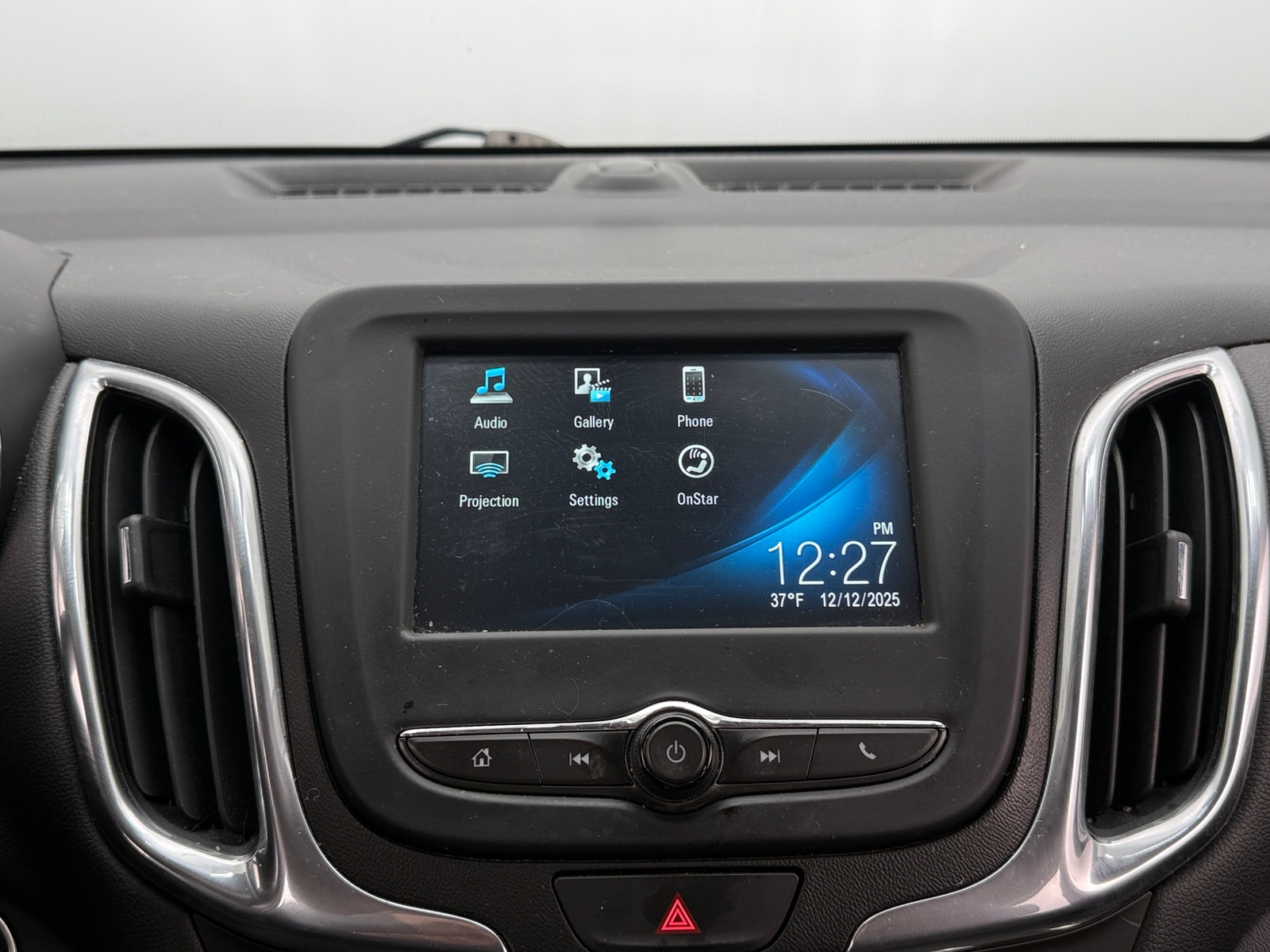 Thumbnail: 2018 Chevrolet Equinox - 4